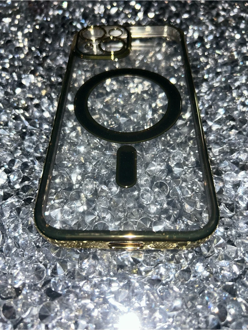 Clear Phone Case with Gold MagSafe Ring iPhone 15